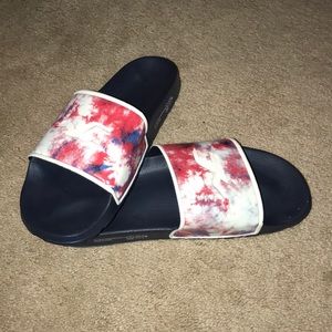 Hollister flip flops